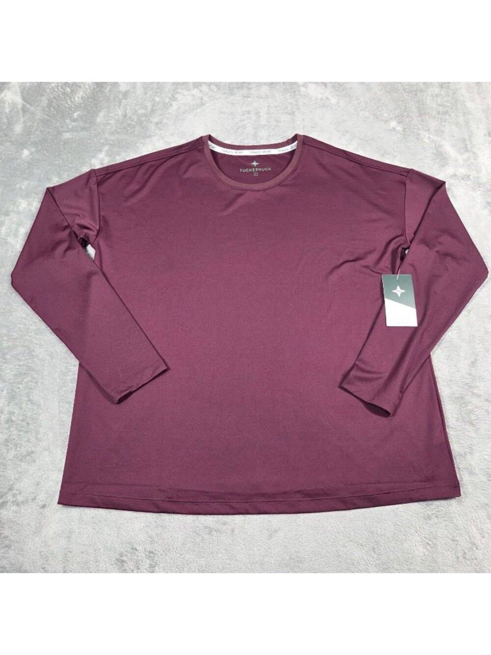 Tuckernuck Top Large Winetasting Tnuck Sport Performance Ryan Boyfriend Tee NEW